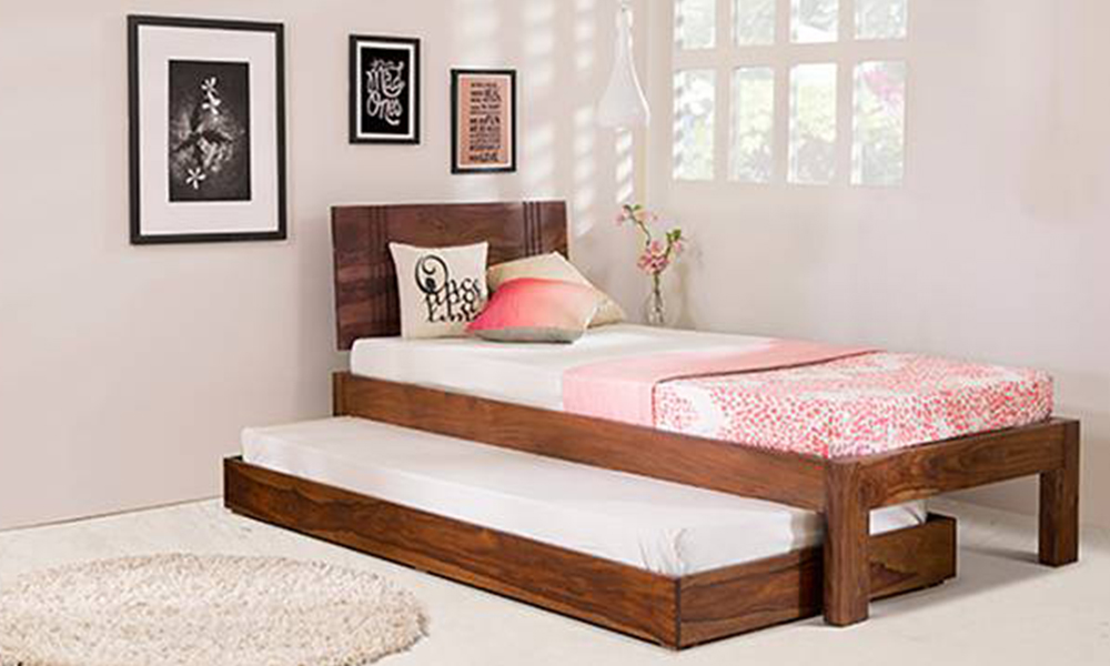 Single wooden online trundle bed